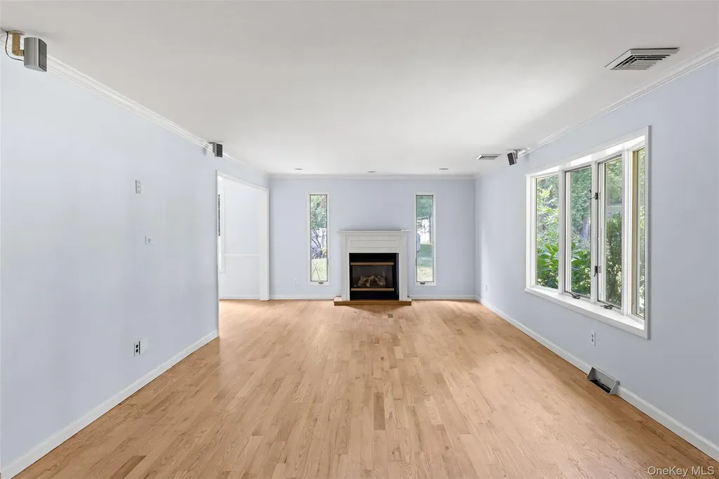 55 Pigott Road Mahopac NY 10541