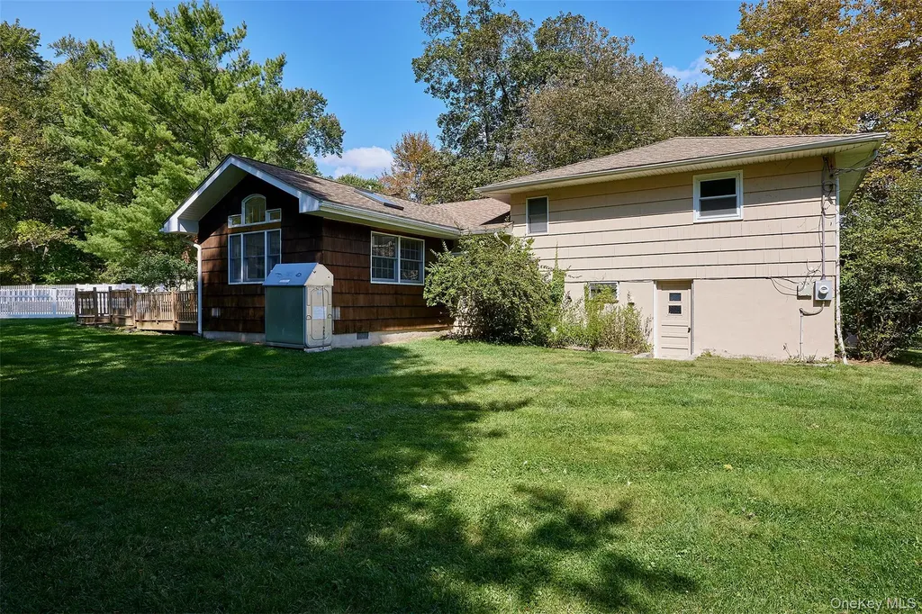 55 Pigott Road Mahopac NY 10541