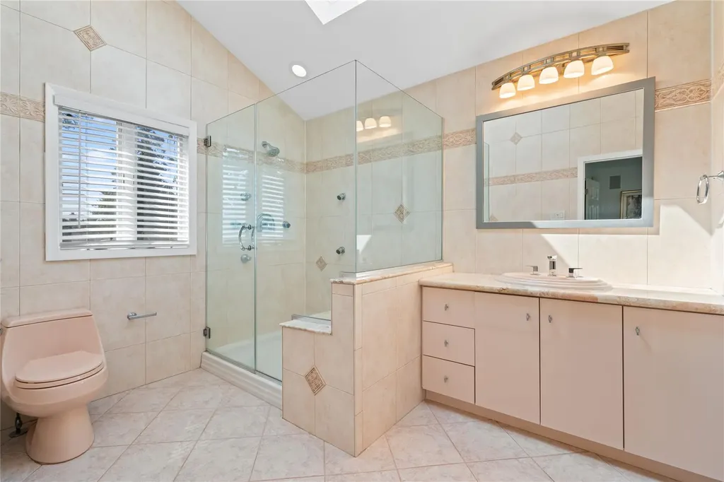 128 Seaman Road Jericho NY 11753