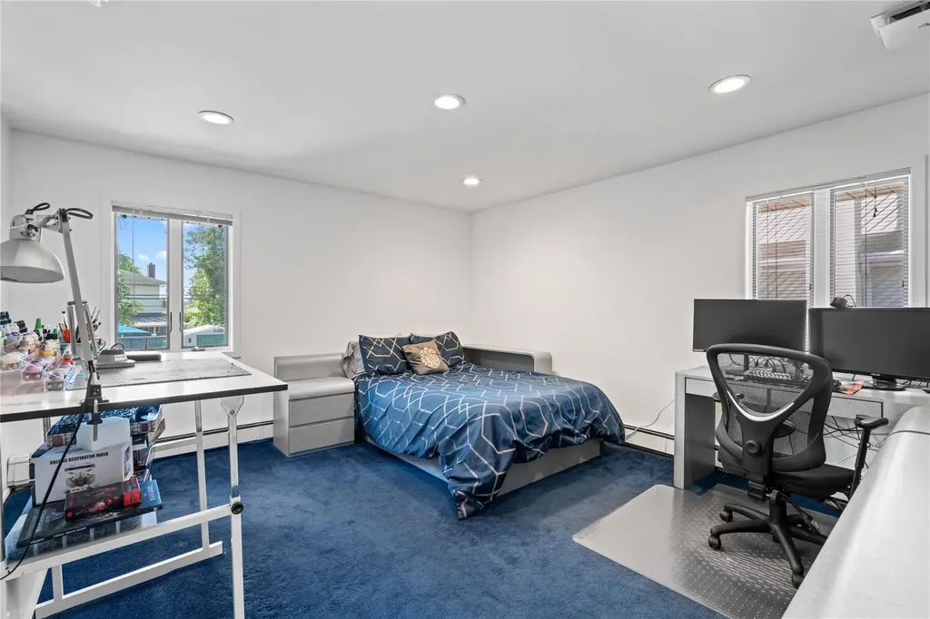 128 Seaman Road Jericho NY 11753