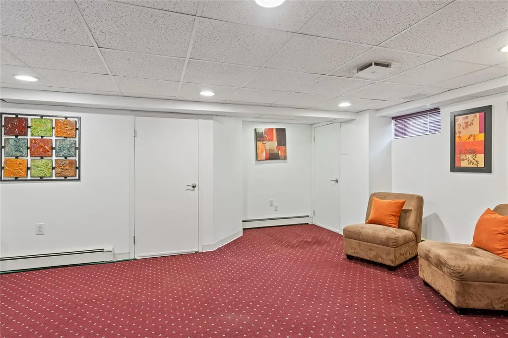 128 Seaman Road Jericho NY 11753