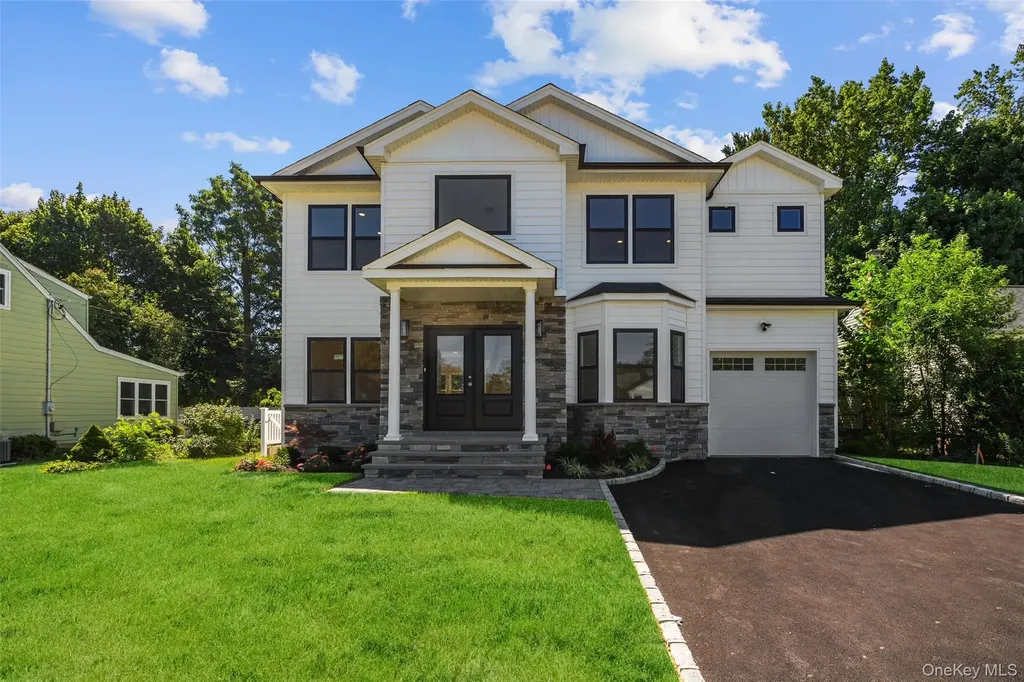 19 Cypress Avenue Bethpage NY 11714