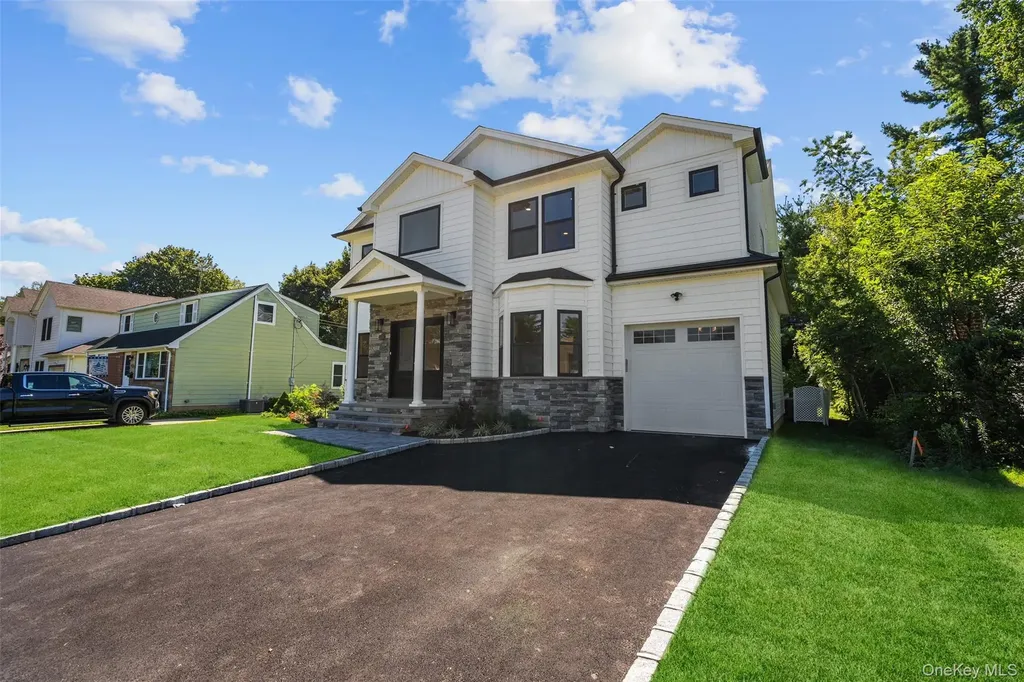 19 Cypress Avenue Bethpage NY 11714
