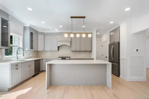 19 Cypress Avenue Bethpage NY 11714