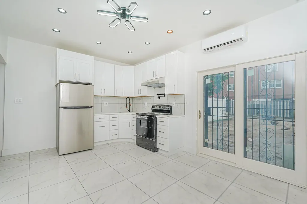 590 E 83rd Street Brooklyn NY 11236