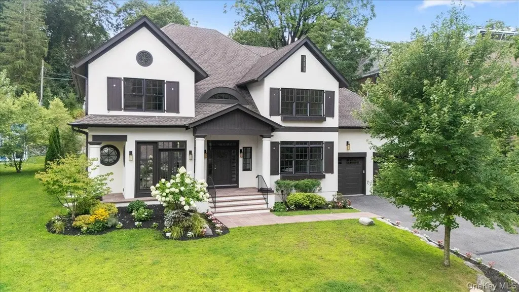 4 Locust Lane Scarsdale NY 10583