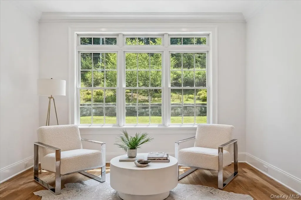 4 Locust Lane Scarsdale NY 10583