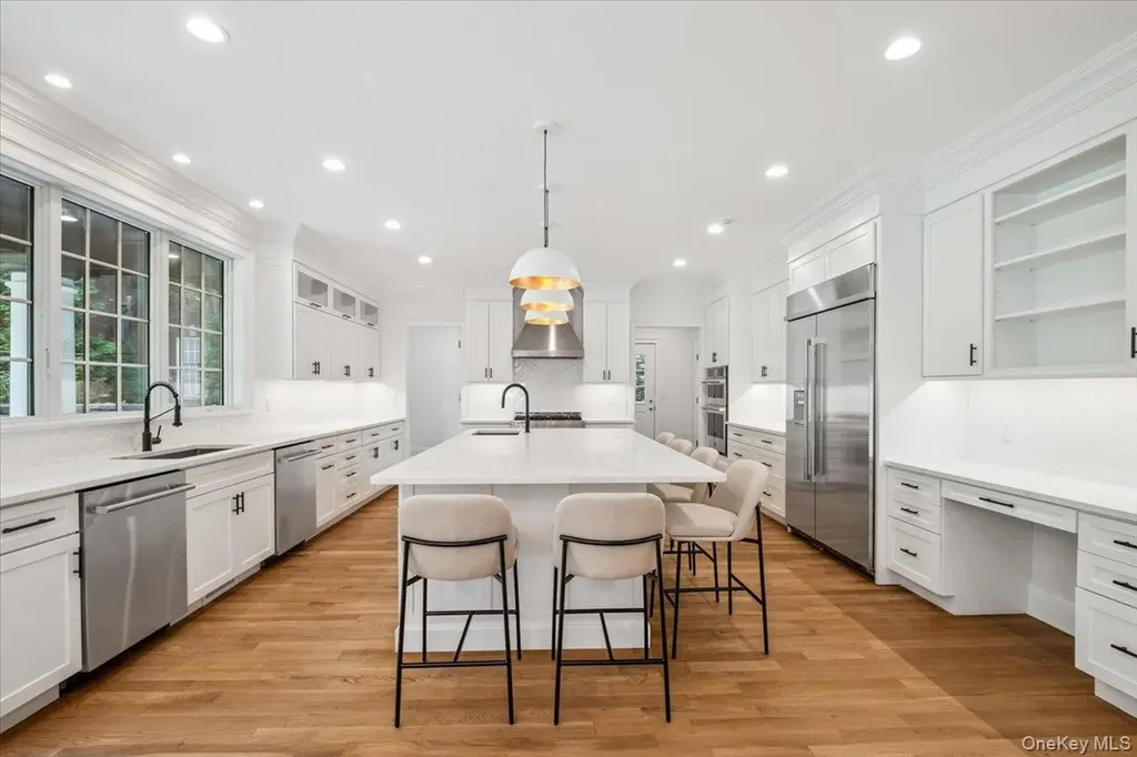 4 Locust Lane Scarsdale NY 10583