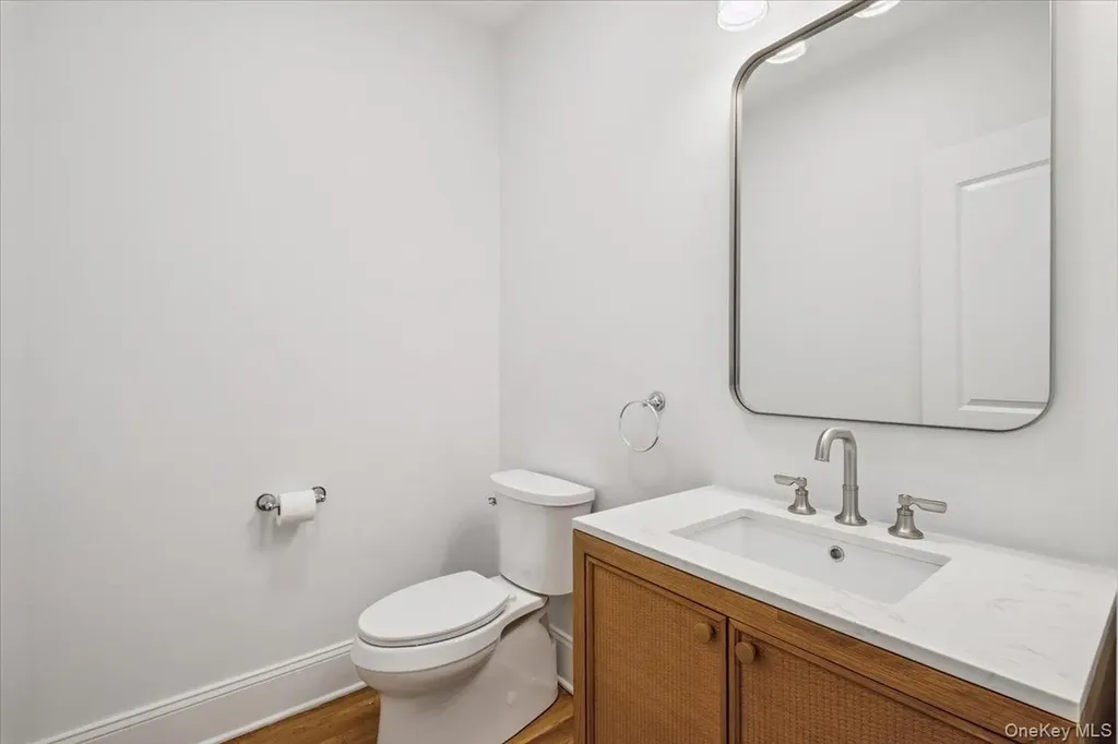 4 Locust Lane Scarsdale NY 10583