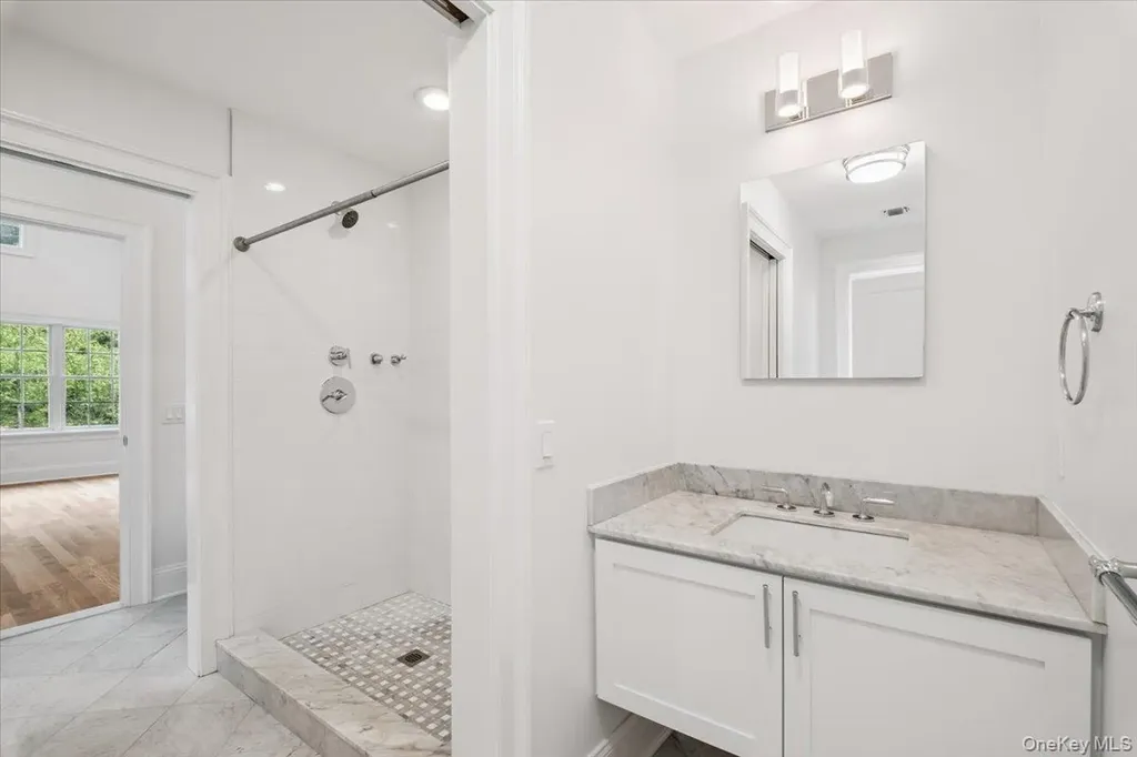 4 Locust Lane Scarsdale NY 10583