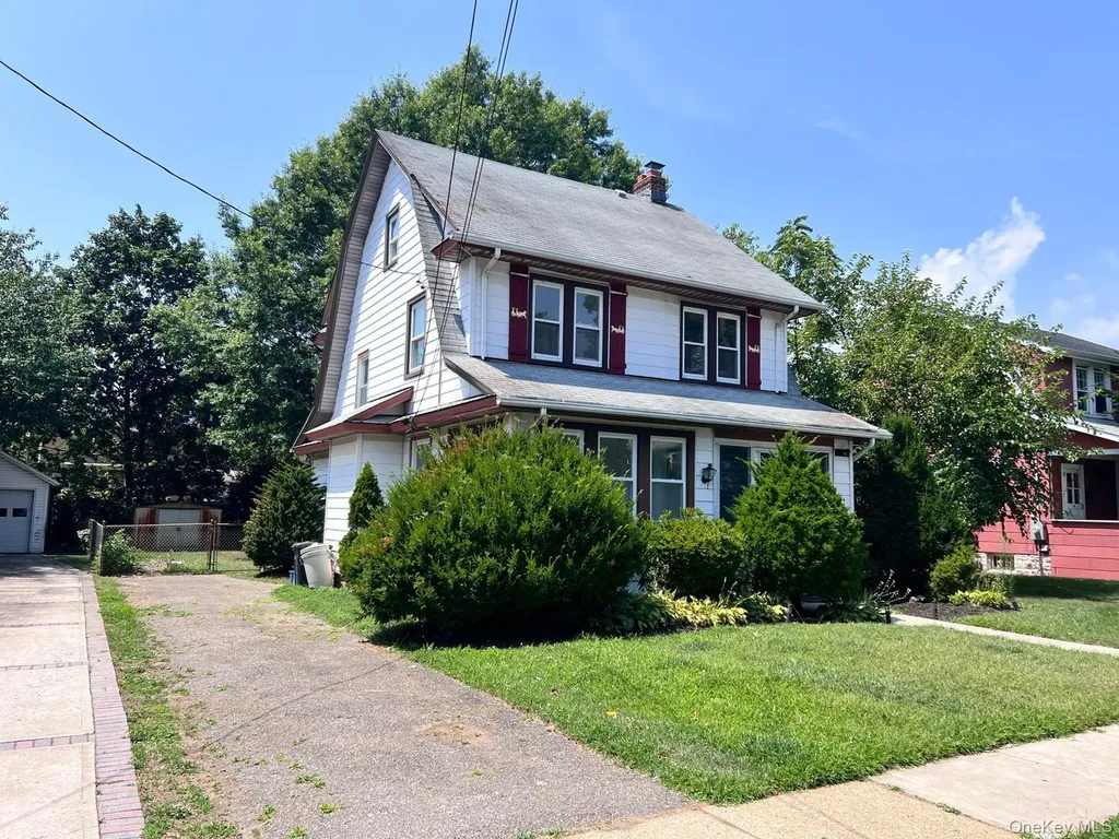 24 Parsons Drive Hempstead NY 11550