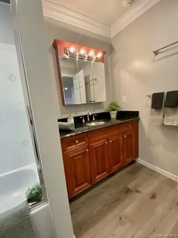 36 Neal South Setauket NY 11720