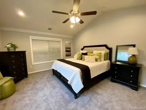 36 Neal South Setauket NY 11720