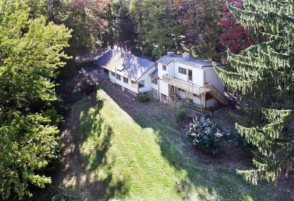 42 Raspberry Lane Carmel NY 10512
