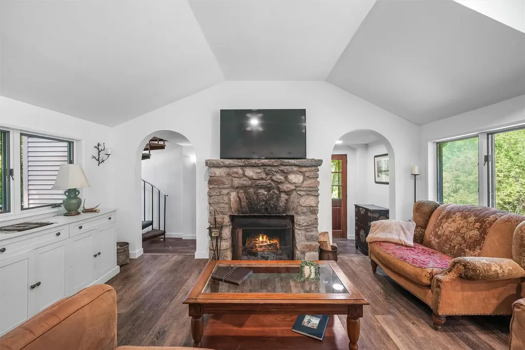 42 Raspberry Lane Carmel NY 10512