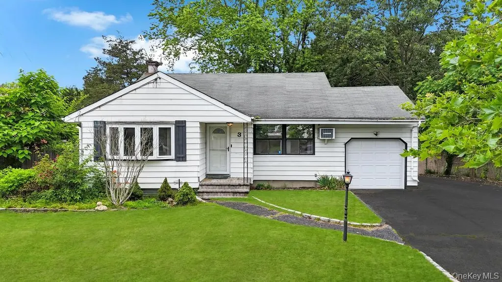 3 Washington Avenue Selden NY 11784