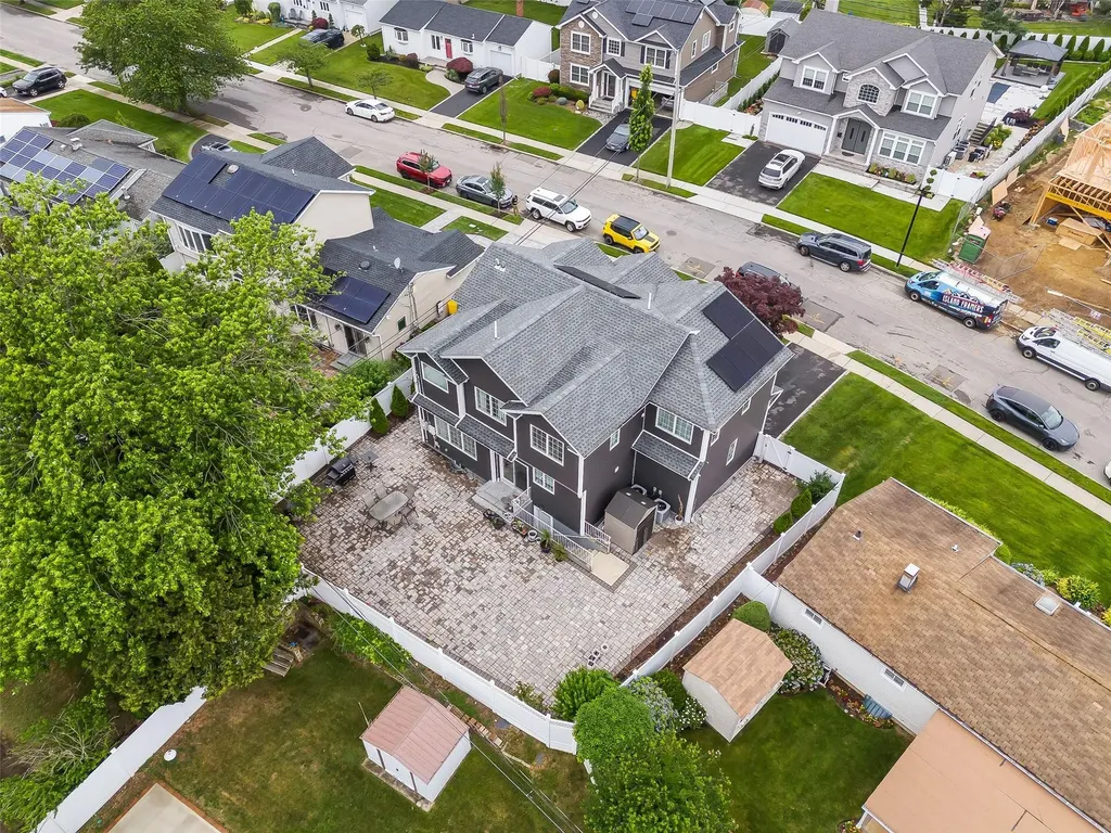 5 Vera Avenue Plainview NY 11803