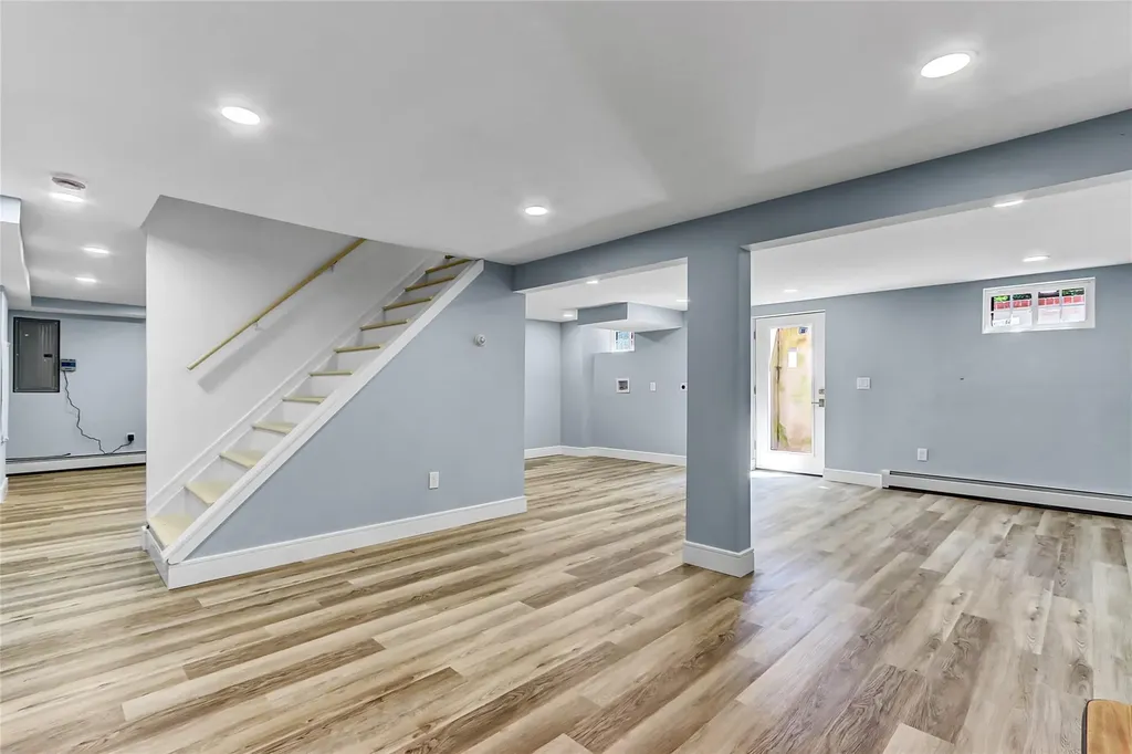 12 Hillside Road Deer Park NY 11729