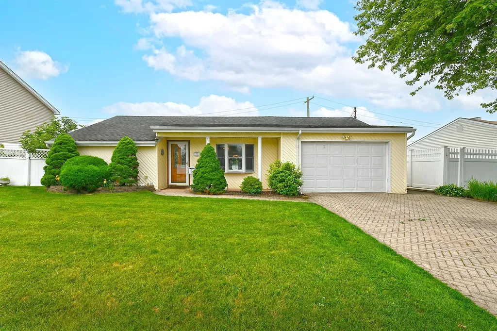4281 Ludwig Lane Bethpage NY 11714