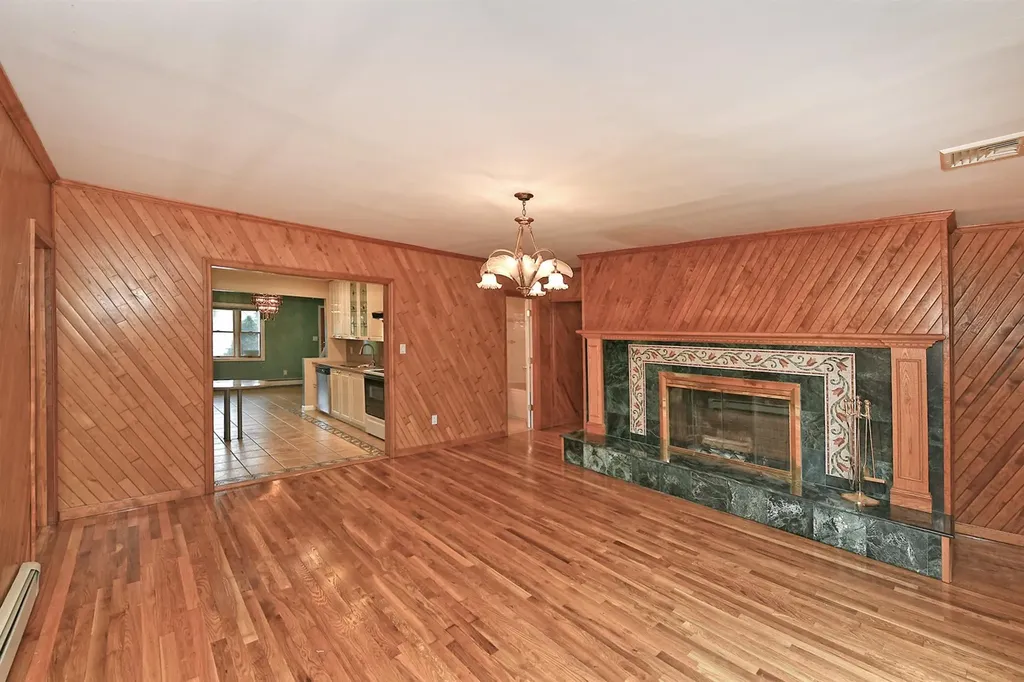 4281 Ludwig Lane Bethpage NY 11714