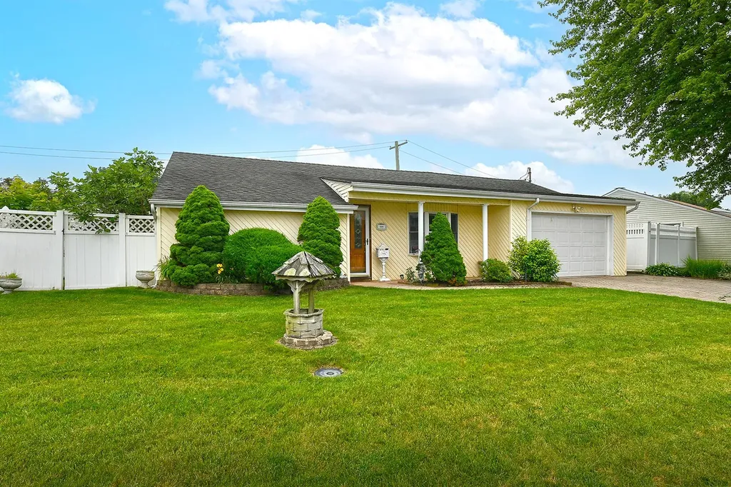 4281 Ludwig Lane Bethpage NY 11714