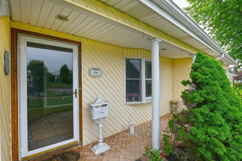 4281 Ludwig Lane Bethpage NY 11714