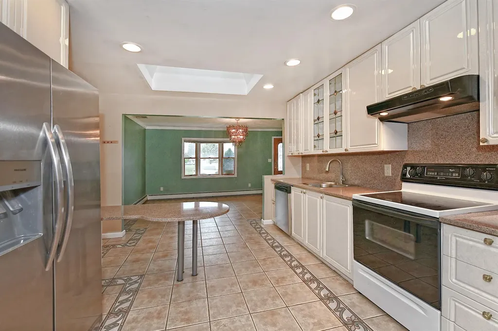 4281 Ludwig Lane Bethpage NY 11714