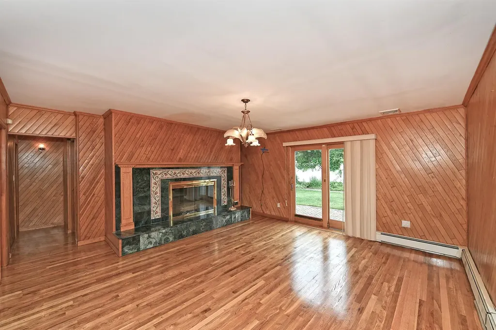 4281 Ludwig Lane Bethpage NY 11714
