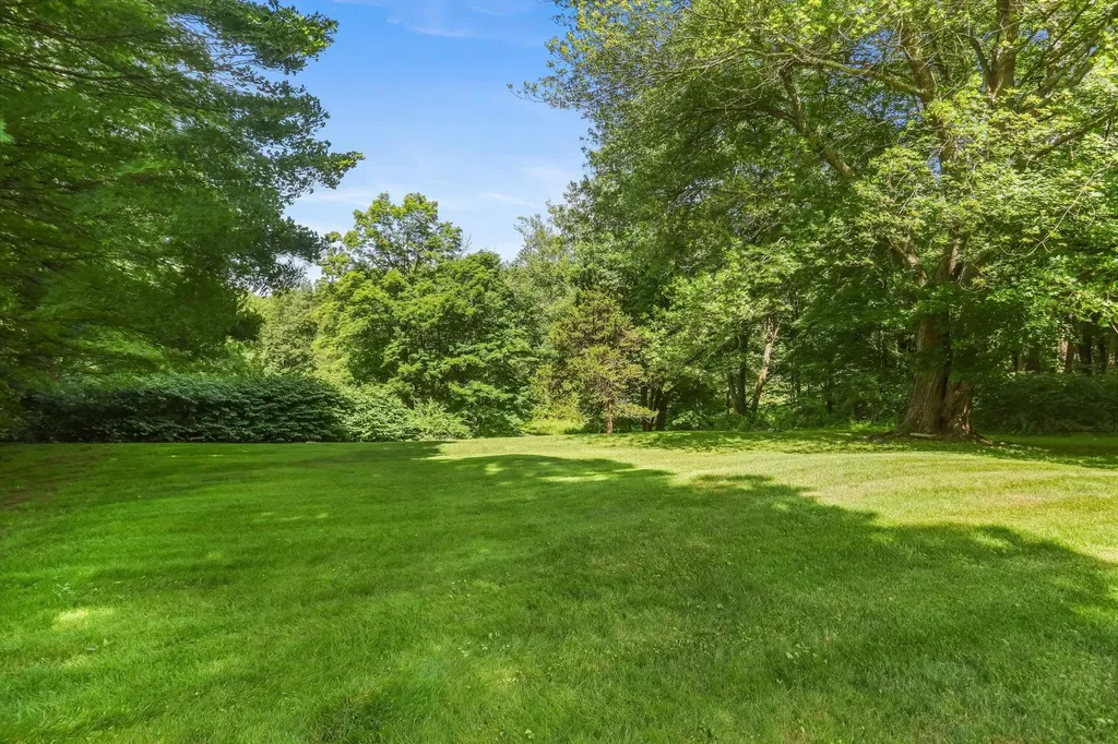 382 Long Ridge Road Pound Ridge NY 10576