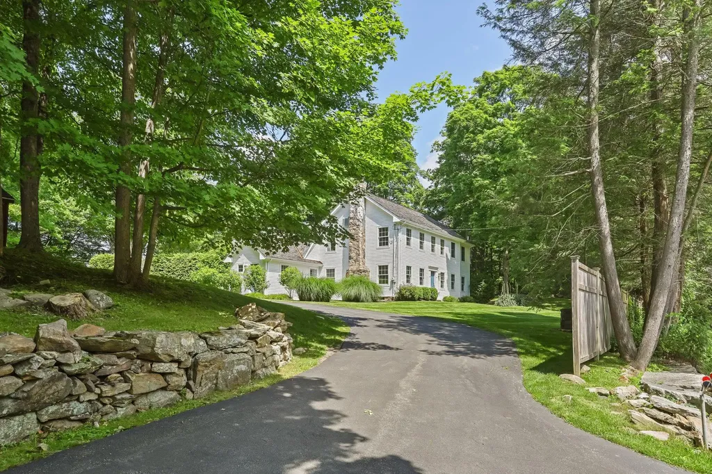 382 Long Ridge Road Pound Ridge NY 10576