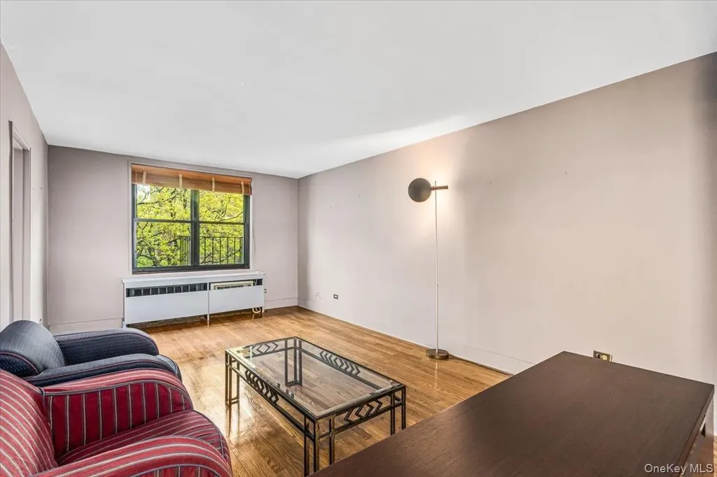 139-15 83 Avenue Briarwood NY 11435