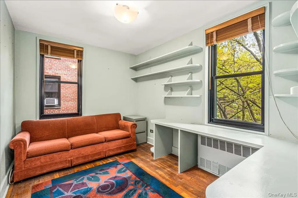 139-15 83 Avenue Briarwood NY 11435