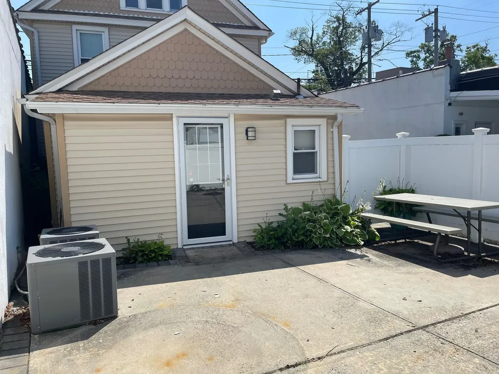 69 Broadway Greenlawn NY 11740