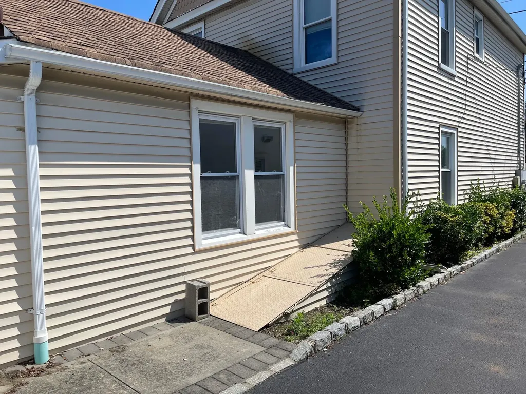69 Broadway Greenlawn NY 11740