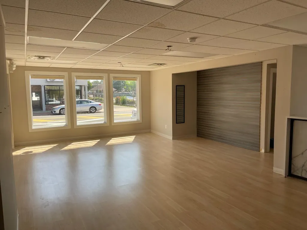 69 Broadway Greenlawn NY 11740