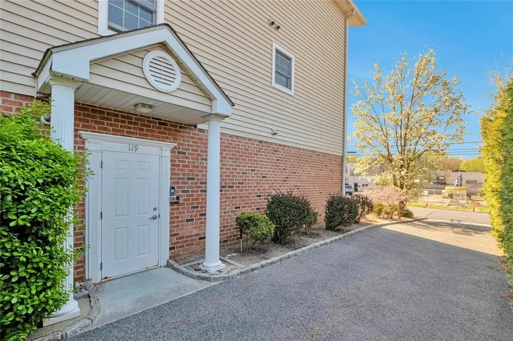 119 Montgomery Avenue Scarsdale NY 10583