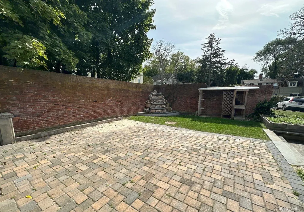 143 Harbor Road Cold Spring Harbor NY 11724