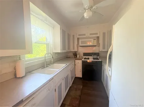 75 Midway Avenue Amenia NY 12501