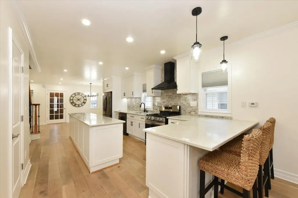 1632 Harding Park Bronx NY 10473