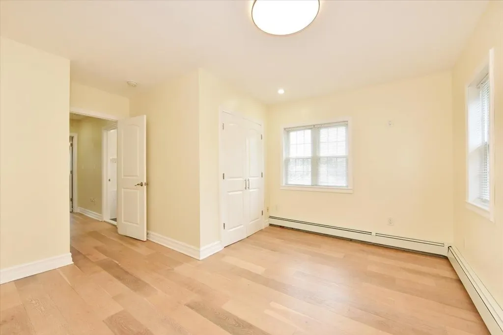 1632 Harding Park Bronx NY 10473