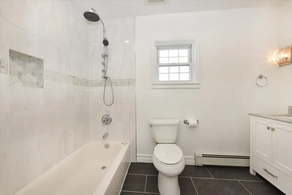 1632 Harding Park Bronx NY 10473