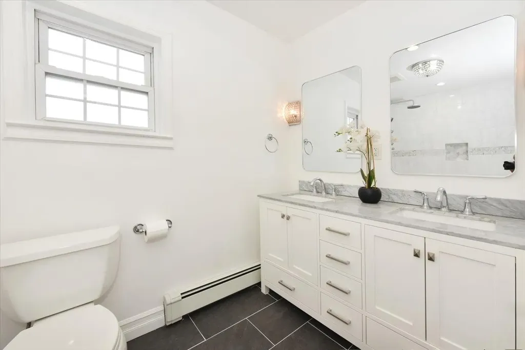 1632 Harding Park Bronx NY 10473