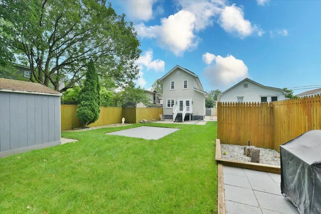 1632 Harding Park Bronx NY 10473