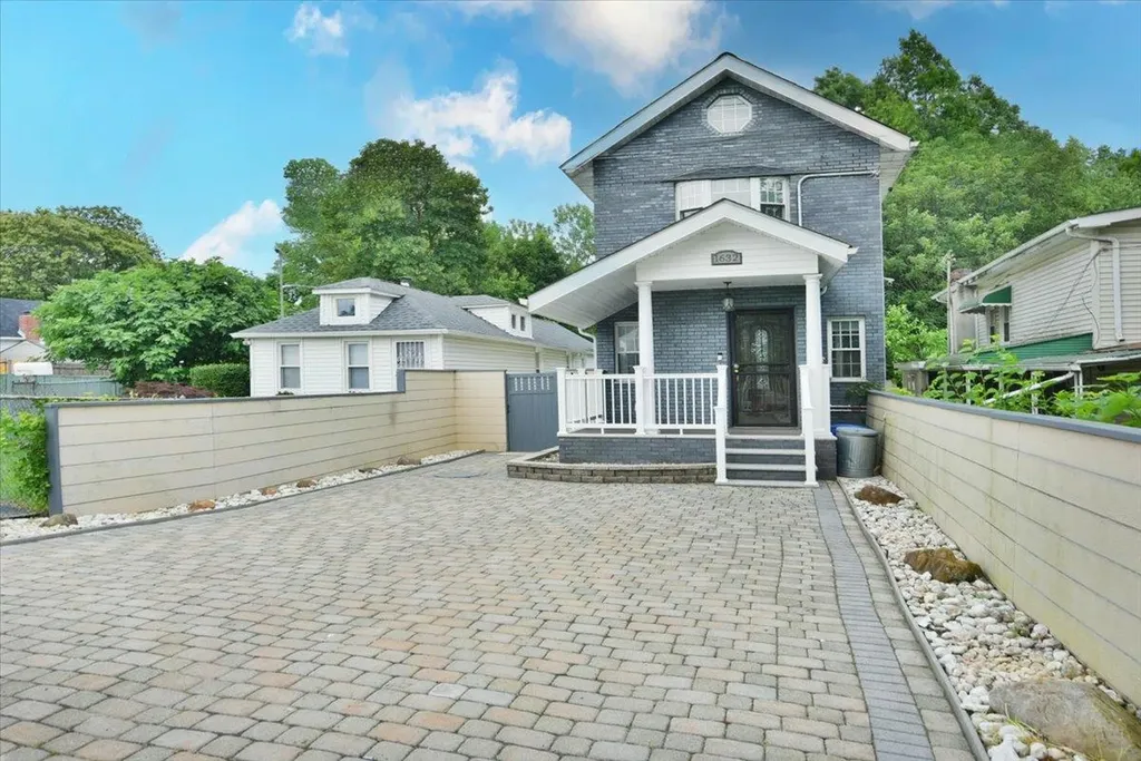 1632 Harding Park Bronx NY 10473