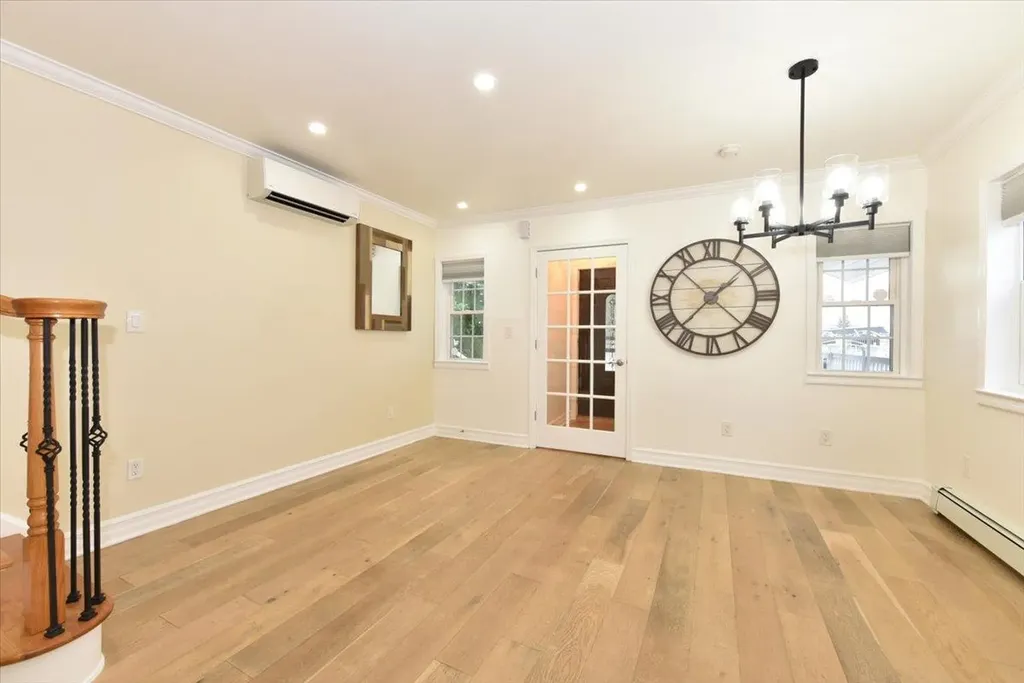 1632 Harding Park Bronx NY 10473