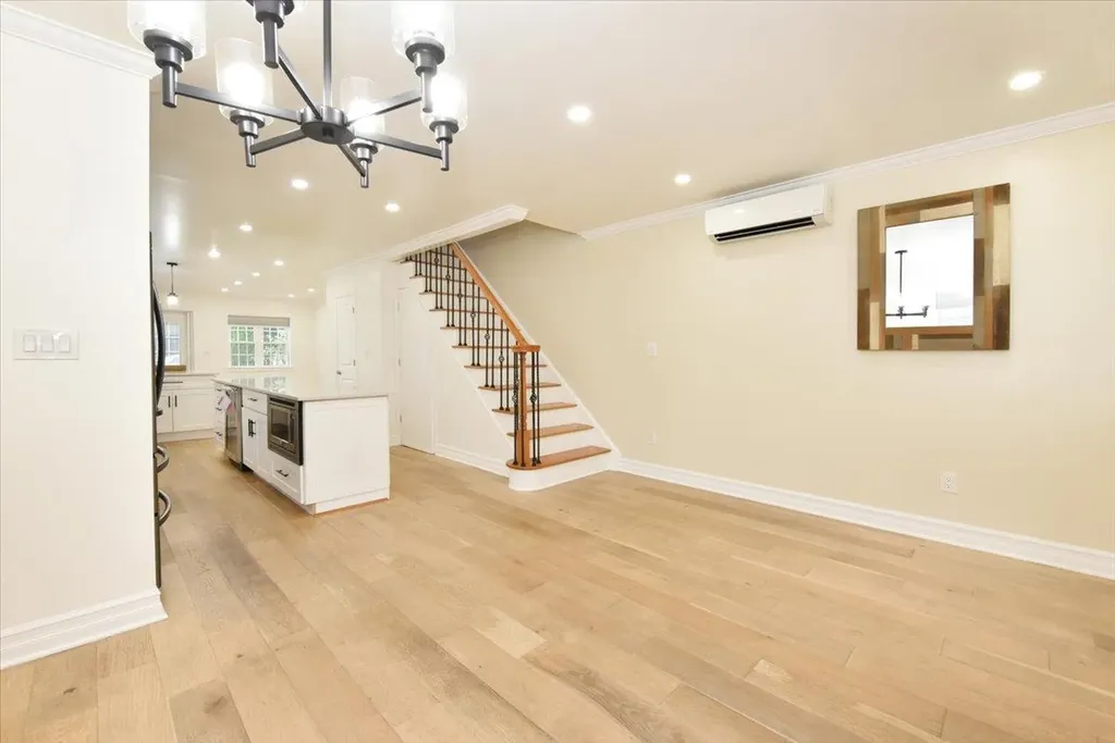 1632 Harding Park Bronx NY 10473
