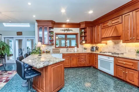 21 Amy Court Kingston NY 12401