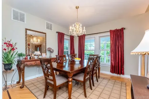 21 Amy Court Kingston NY 12401