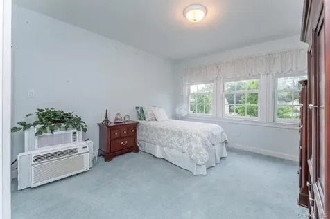 21 Amy Court Kingston NY 12401