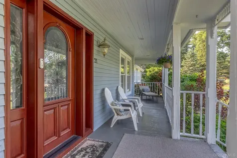 21 Amy Court Kingston NY 12401